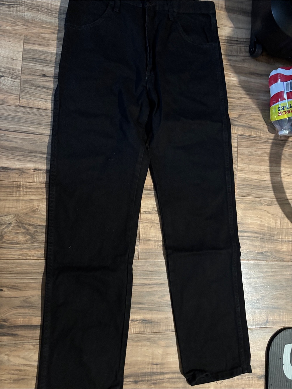 Wrangler Men's Black Straight Jeans